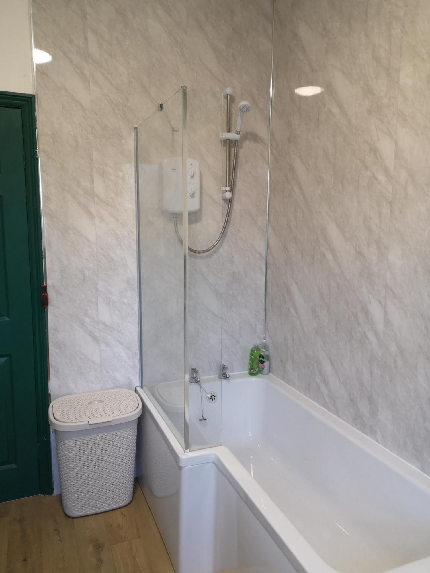 - Family Homestay Carlisle (Cumbria)